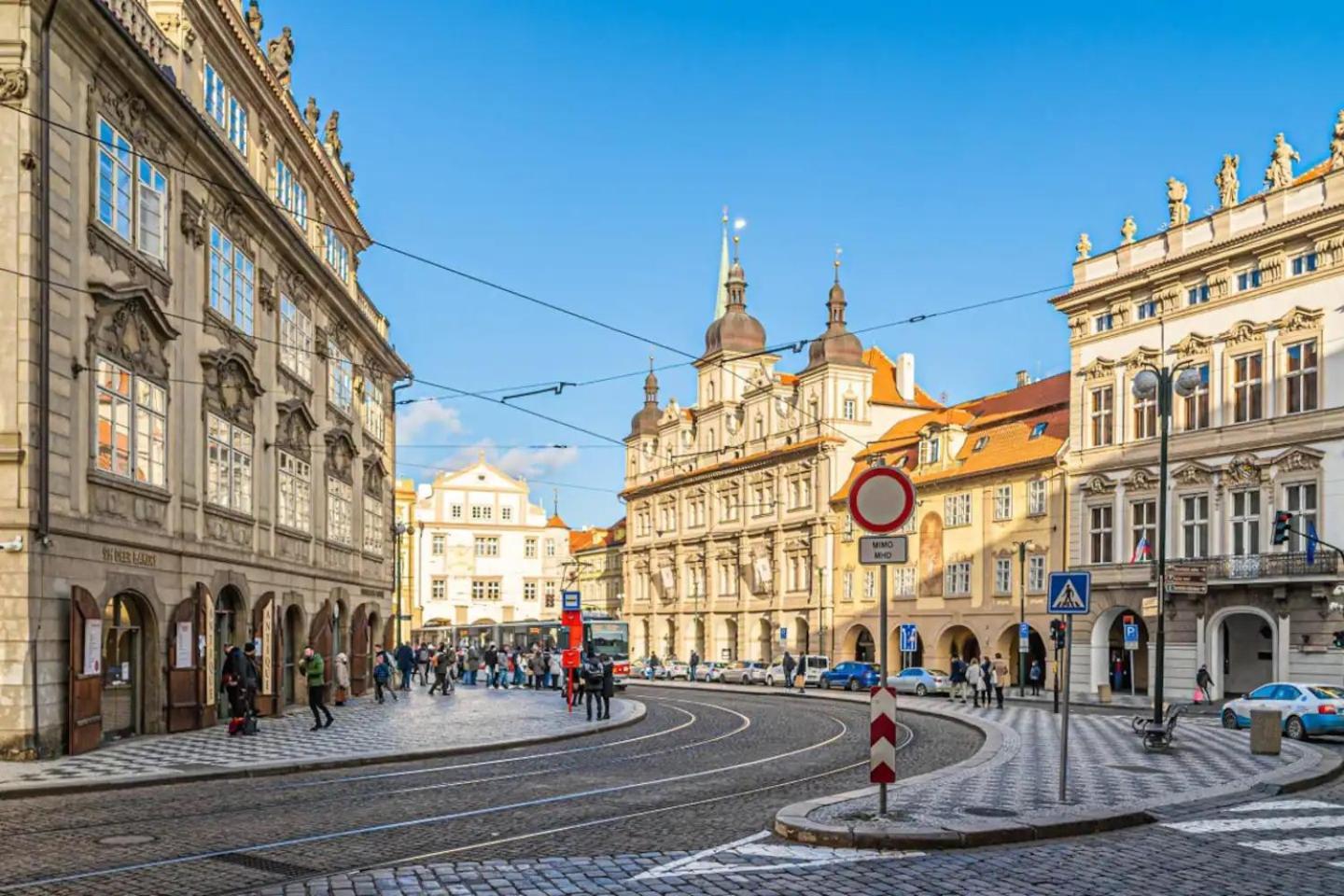 Bright Studio Close To Charles Bridge And Prague Castle Apartment Exterior photo